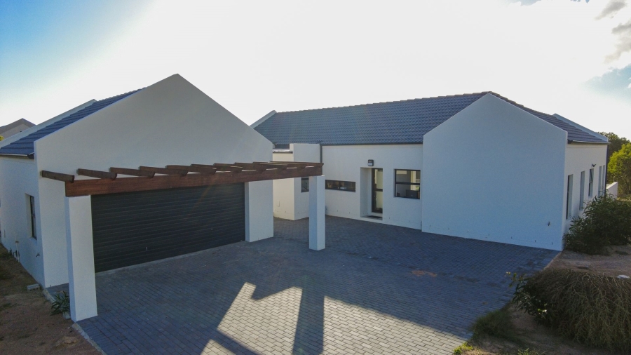 9 Bedroom Property for Sale in Long Acres Country Estate Western Cape